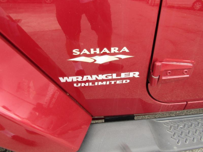 Jeep Wrangler Unlimited Sahara 4WD 2013