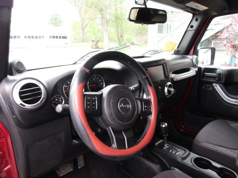 Jeep Wrangler Unlimited Sahara 4WD 2013
