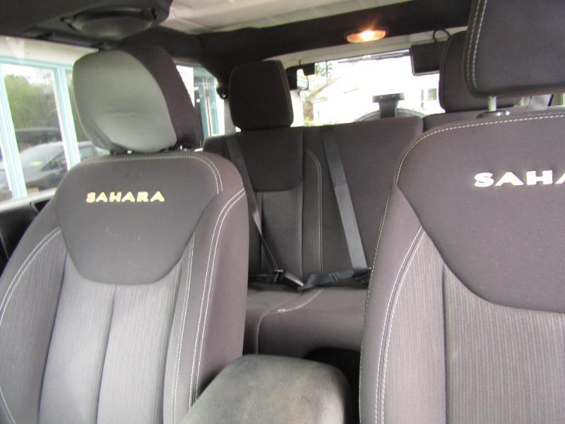 Jeep Wrangler Unlimited Sahara 4WD 2013