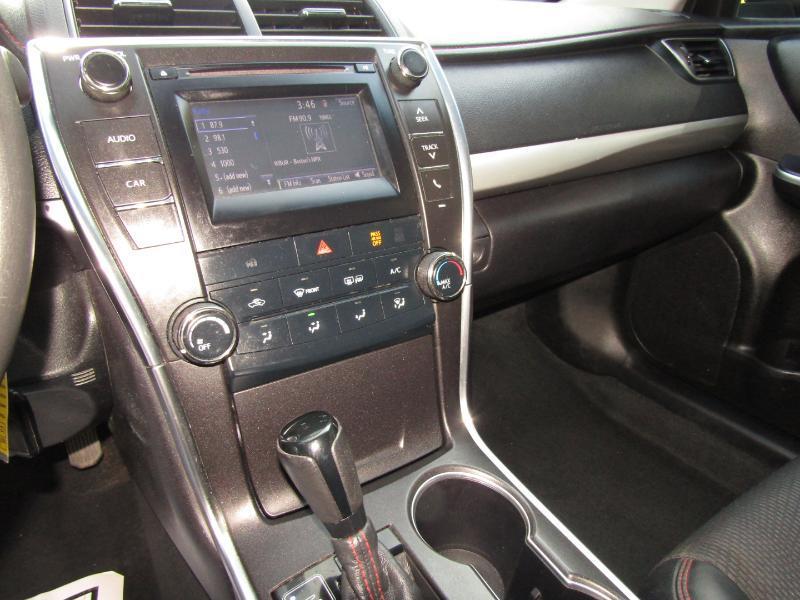 Toyota Camry SE 2017