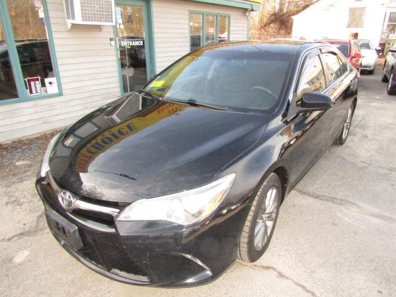 Toyota Camry SE 2017