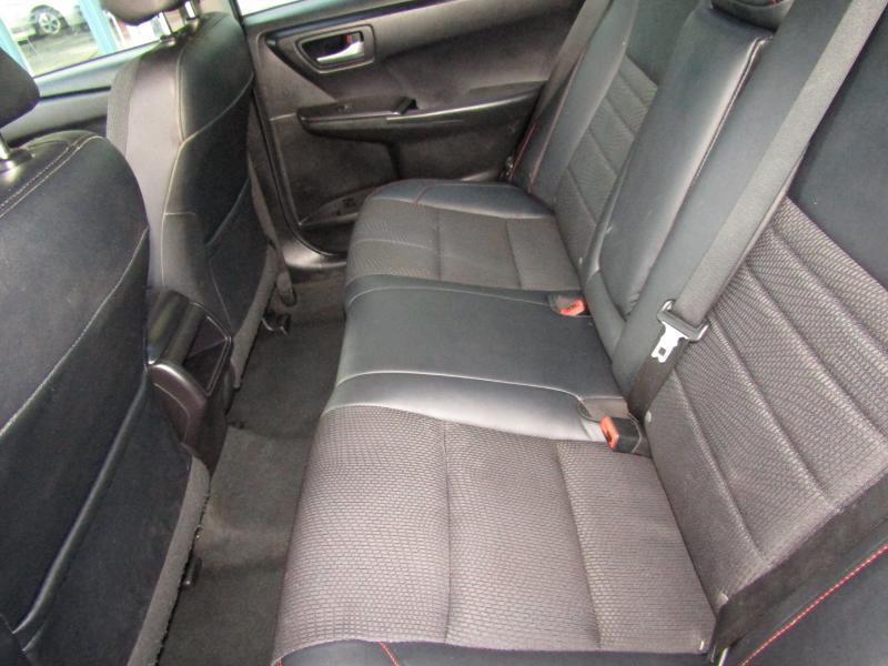 Toyota Camry SE 2017