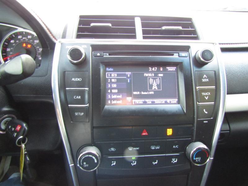 Toyota Camry SE 2017