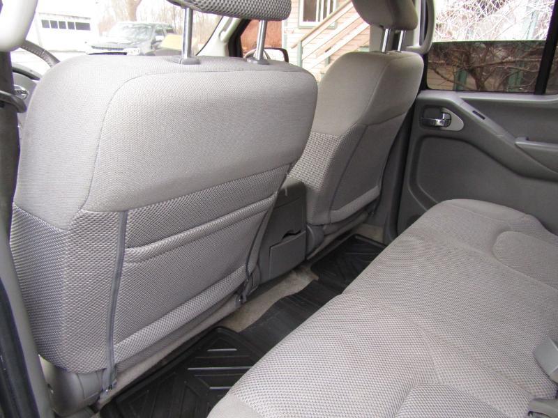 Nissan Frontier PRO-4X Crew Cab 5AT 4WD 2016