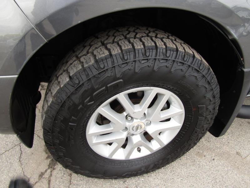 Nissan Frontier PRO-4X Crew Cab 5AT 4WD 2016