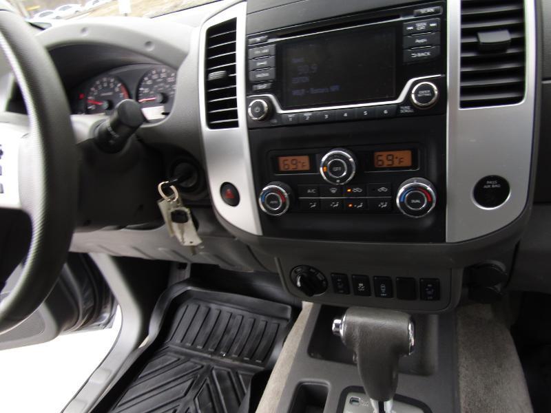 Nissan Frontier PRO-4X Crew Cab 5AT 4WD 2016