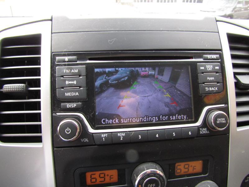 Nissan Frontier PRO-4X Crew Cab 5AT 4WD 2016