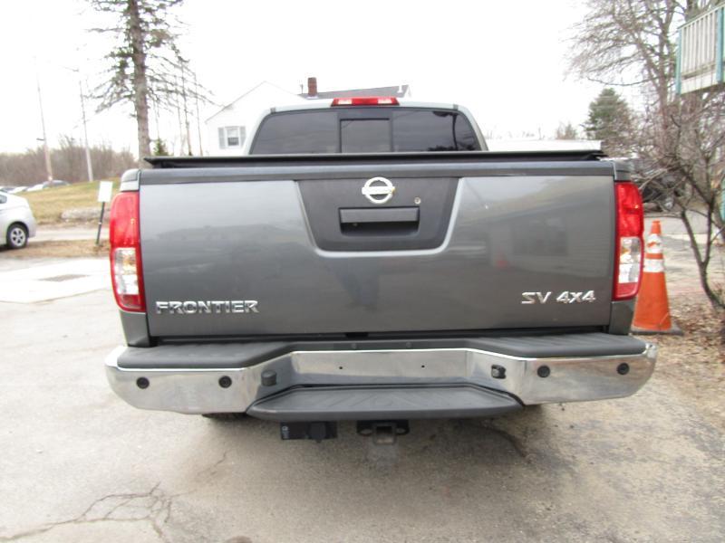 Nissan Frontier PRO-4X Crew Cab 5AT 4WD 2016