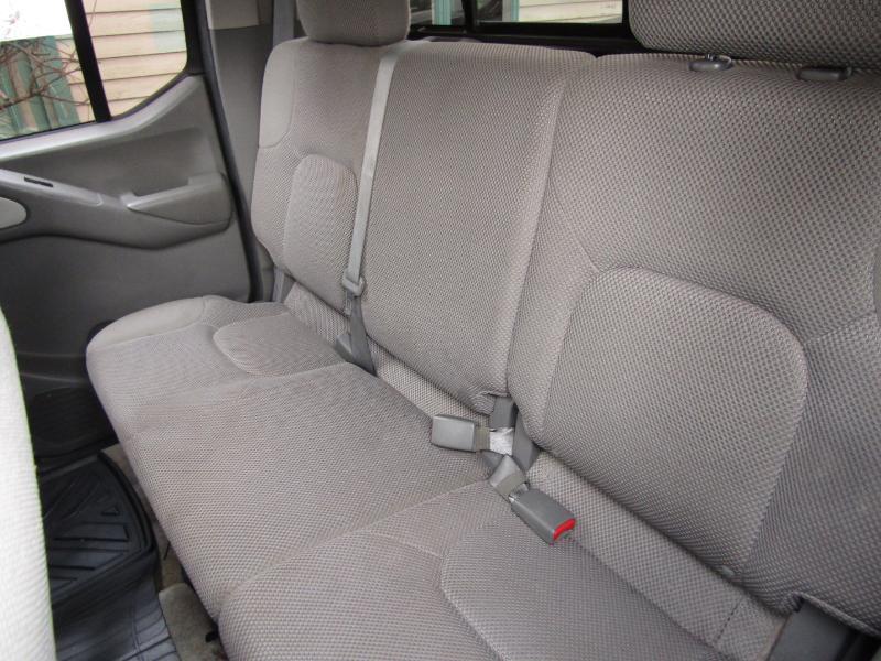 Nissan Frontier PRO-4X Crew Cab 5AT 4WD 2016