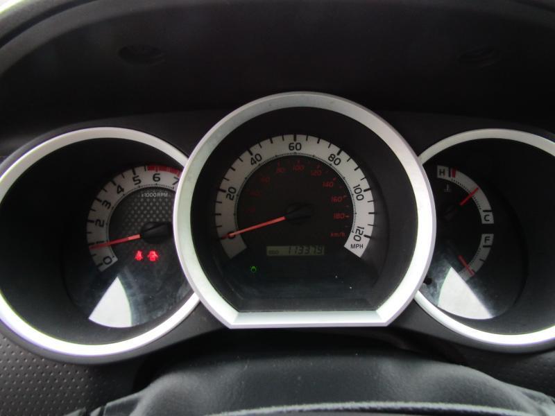 Toyota Tacoma Access Cab I4 4AT 2WD 2015