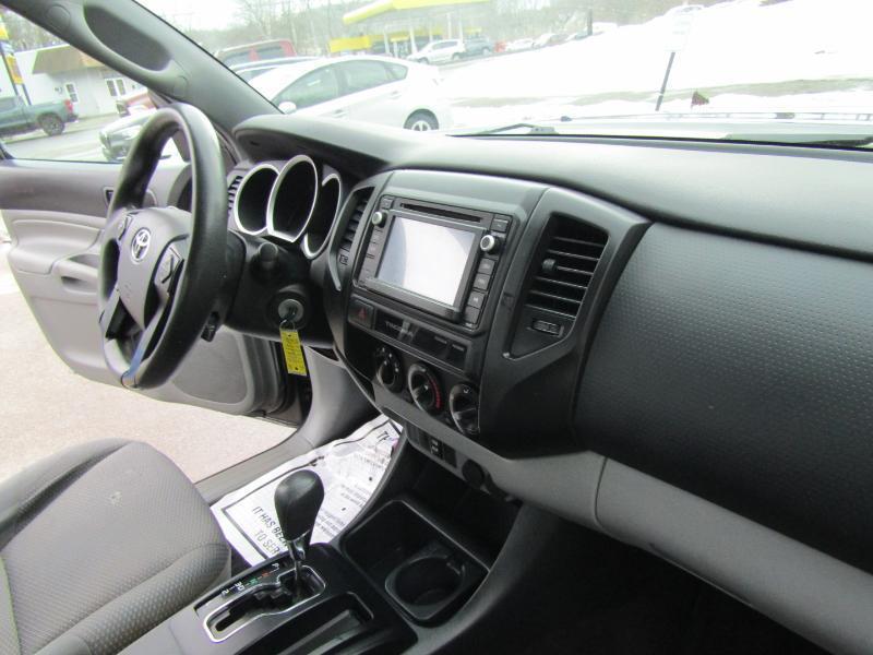 Toyota Tacoma Access Cab I4 4AT 2WD 2015