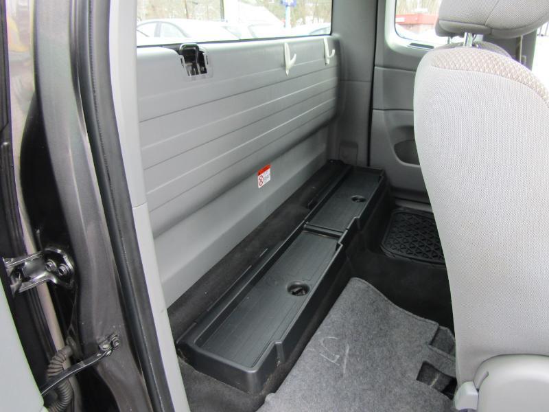 Toyota Tacoma Access Cab I4 4AT 2WD 2015