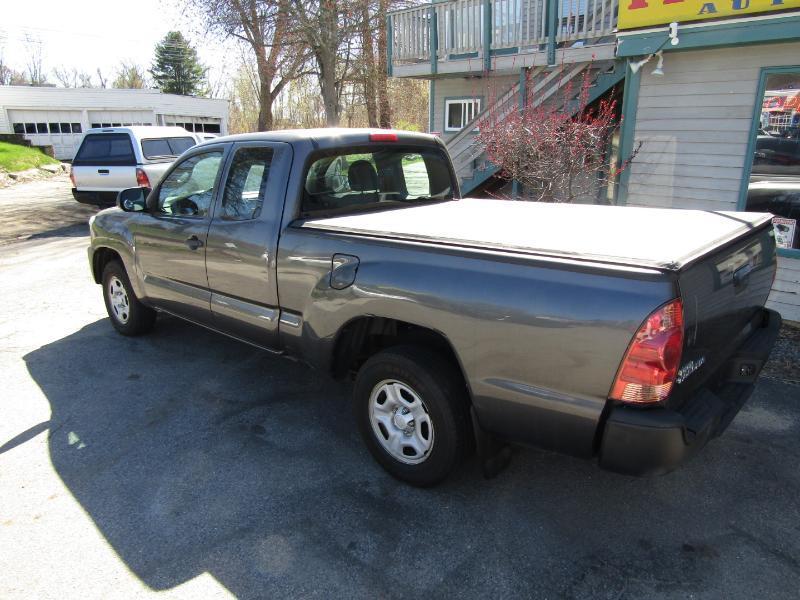 Toyota Tacoma Access Cab I4 4AT 2WD 2015