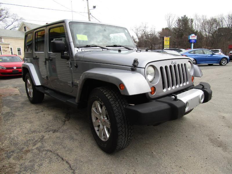 Jeep Wrangler Unlimited Sahara 4WD 2013