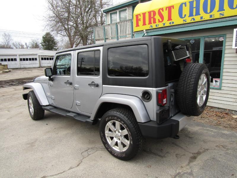 Jeep Wrangler Unlimited Sahara 4WD 2013
