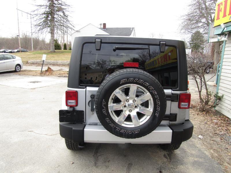 Jeep Wrangler Unlimited Sahara 4WD 2013