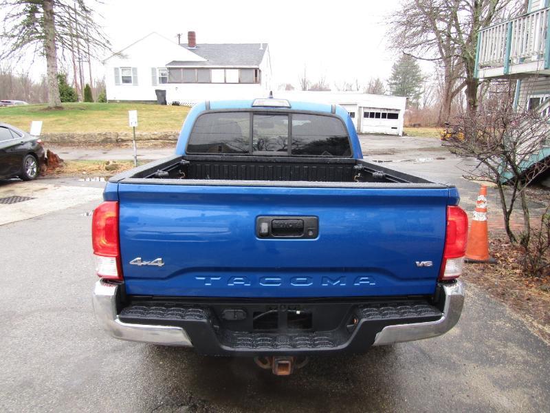 Toyota Tacoma  2016