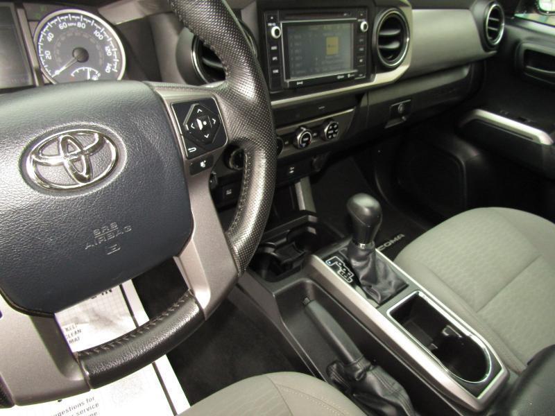 Toyota Tacoma  2016