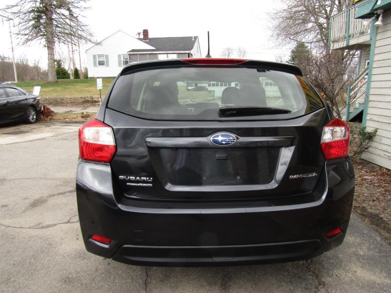 Subaru Impreza 2.0i PZEV CVT 5-Door 2016