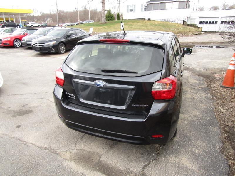 Subaru Impreza 2.0i PZEV CVT 5-Door 2016