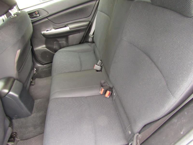 Subaru Impreza 2.0i PZEV CVT 5-Door 2016