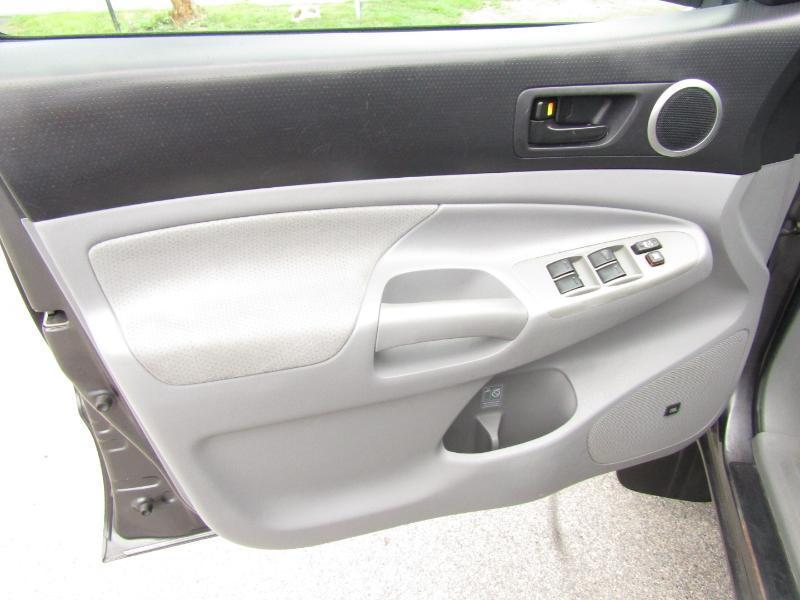 Toyota Tacoma Double Cab Long Bed V6 Auto 4WD 2010