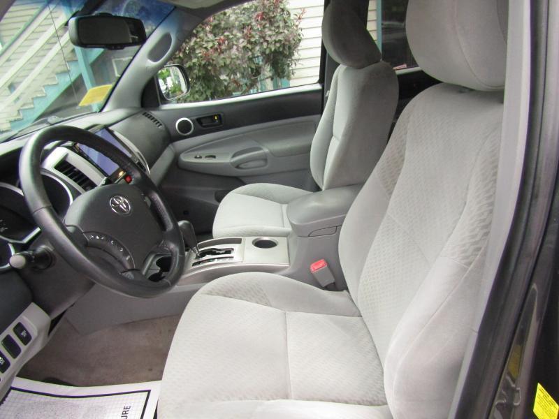 Toyota Tacoma Double Cab Long Bed V6 Auto 4WD 2010