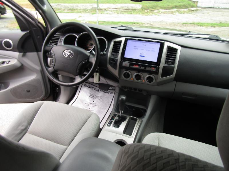Toyota Tacoma Double Cab Long Bed V6 Auto 4WD 2010