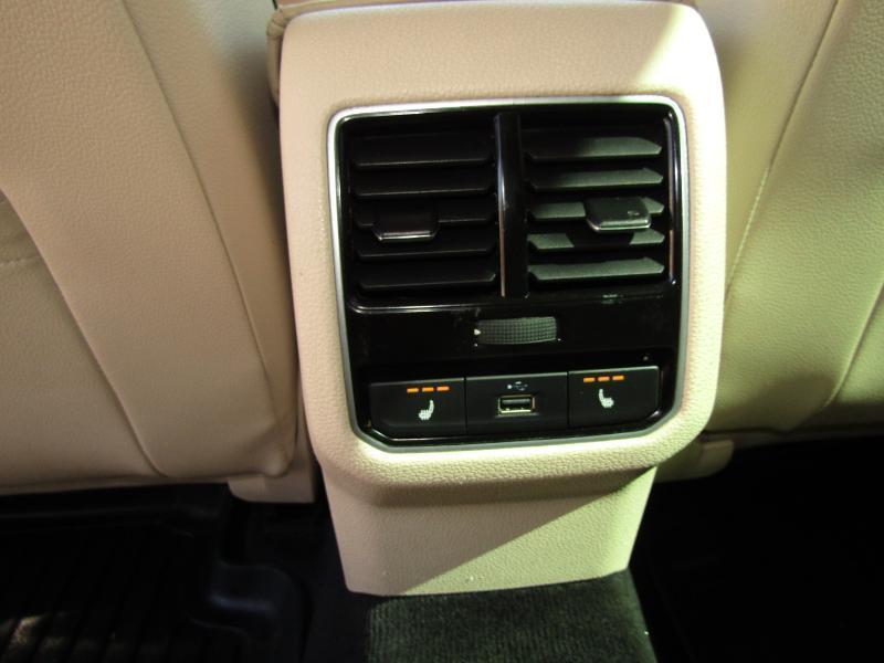 Volkswagen Passat SE 2018