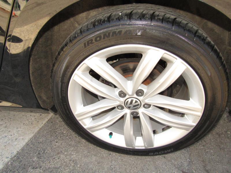 Volkswagen Passat SE 2018