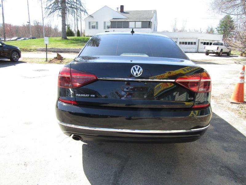 Volkswagen Passat SE 2018