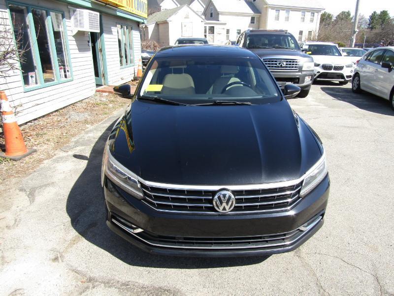 Volkswagen Passat SE 2018