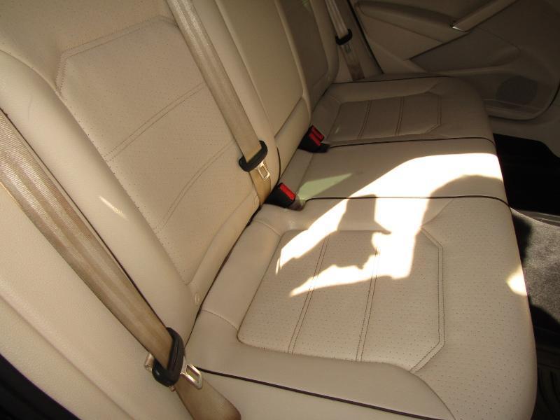 Volkswagen Passat SE 2018