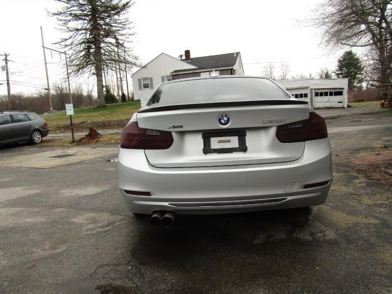 BMW 3-Series 328i xDrive Sedan 2013