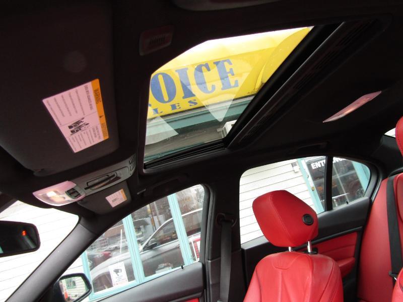 BMW 3-Series 328i xDrive Sedan 2013