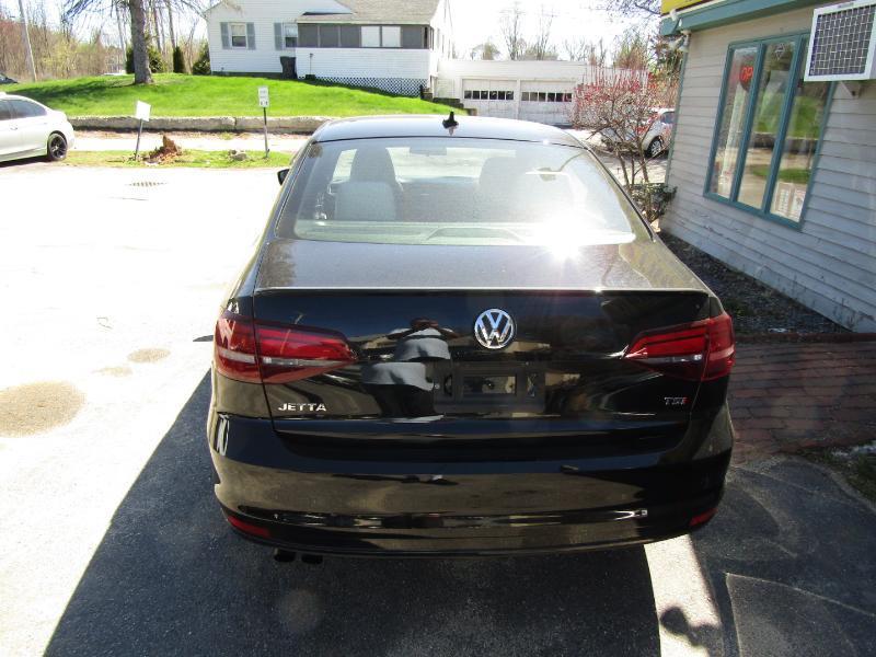 Volkswagen Jetta SE 2016