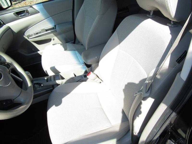 Subaru Forester 2.5X Premium 2013