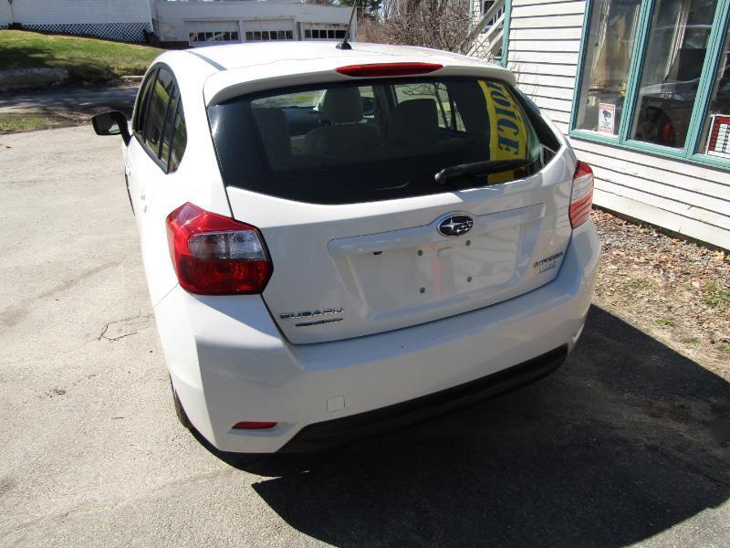 Subaru Impreza 2.0i PZEV CVT 5-Door 2015