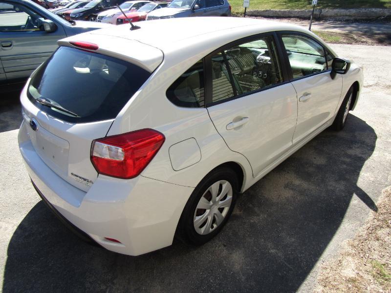 Subaru Impreza 2.0i PZEV CVT 5-Door 2015