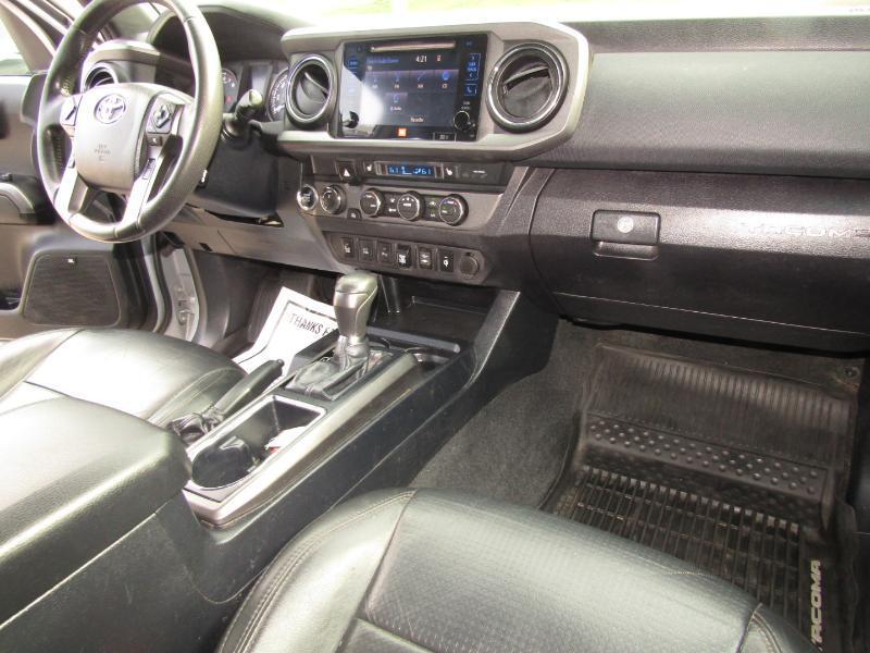 Toyota Tacoma  2019