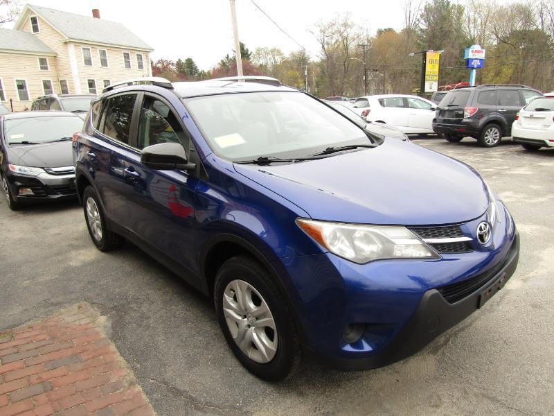 Toyota RAV4 LE AWD 2015