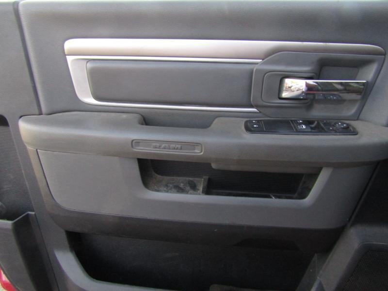 RAM 2500 ST 4WD 2014