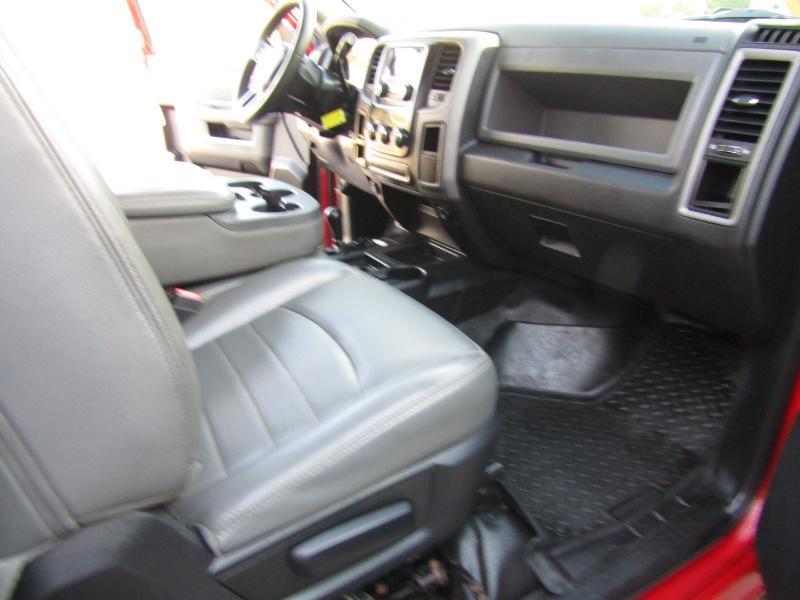 RAM 2500 ST 4WD 2014
