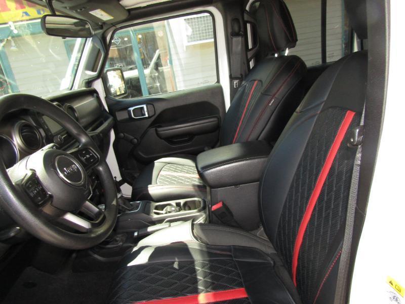 Jeep Wrangler Unlimited Sport 2018
