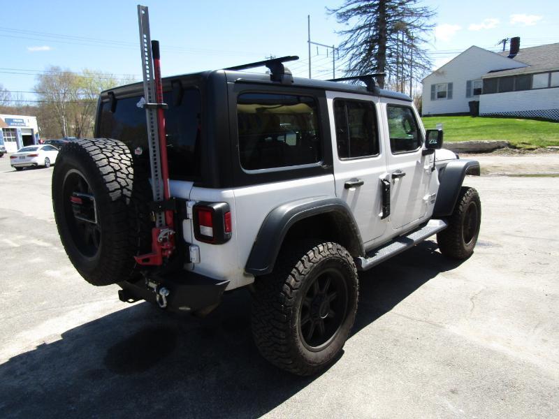Jeep Wrangler Unlimited Sport 2018