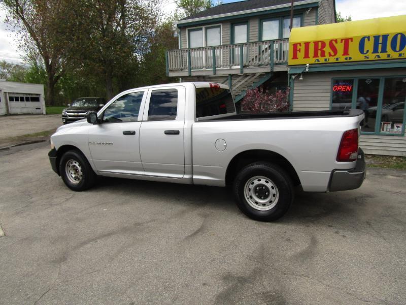 RAM 1500 SLT Quad Cab 4WD 2011