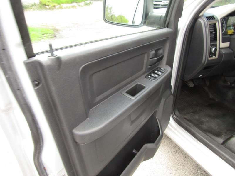RAM 1500 SLT Quad Cab 4WD 2011