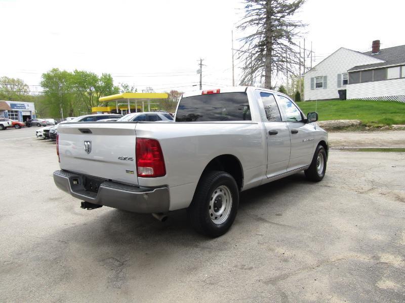 RAM 1500 SLT Quad Cab 4WD 2011