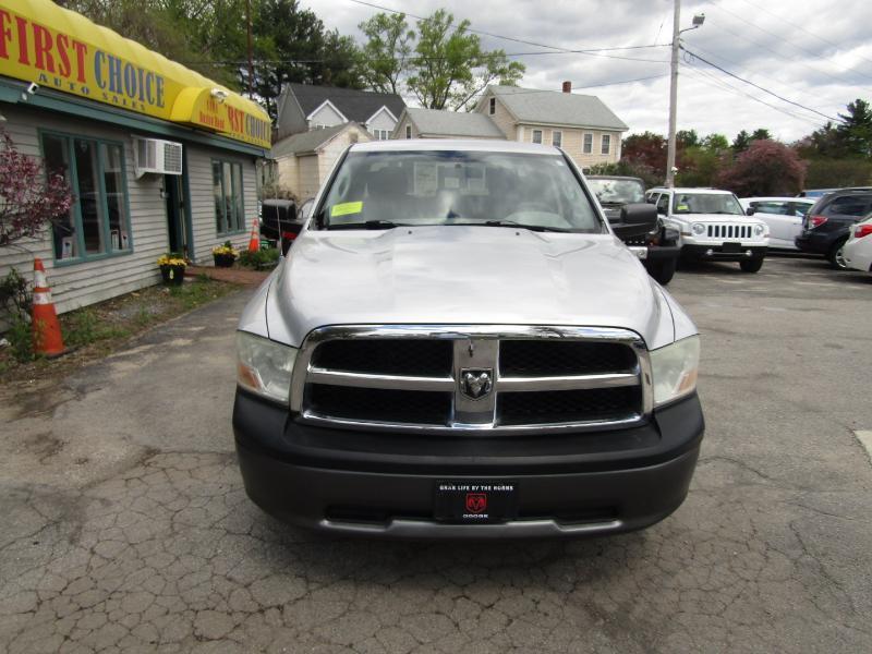 RAM 1500 SLT Quad Cab 4WD 2011