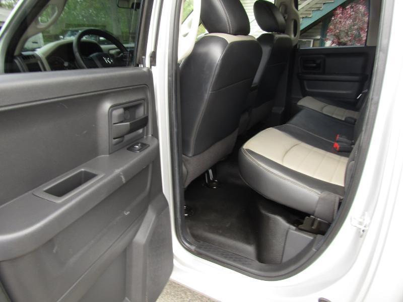 RAM 1500 SLT Quad Cab 4WD 2011